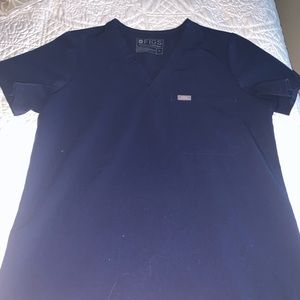 Figs Catarina Womens One Pocket Basic Top